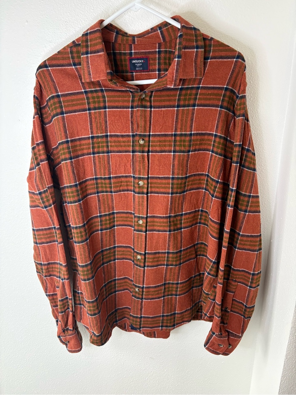 UNTUCKit Men's Orange Plaid Long-Sleeve Button-Down Shirt - XL - SlimFit